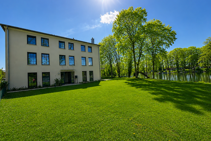 Haus zum Mieten in Potsdam 4.315,50 € 239.76 m²