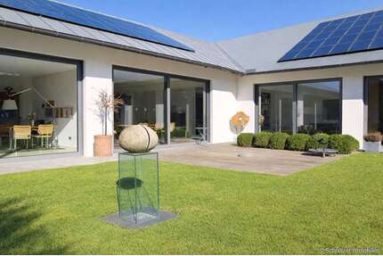 Haus zum Kaufen in Löhne 1.300.000,00 € 298 m²