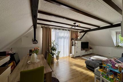 Diez 3 ZKB, ca. 78 qm inkl. Einbauküche und kleinem Balkon