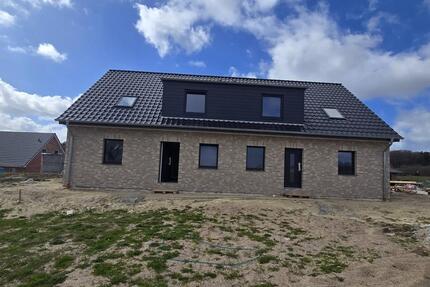 Doppelhaushälfte in Böklund zu vermieten