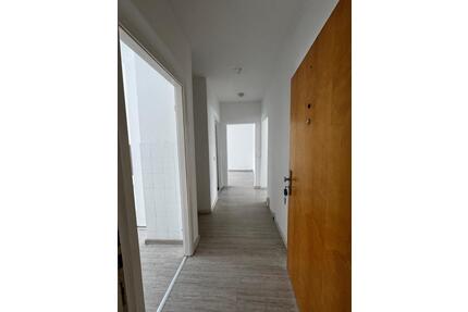 ! Quetzdölsdorf - schöne - 4 - Raum - Wohnung ! AB SOFORT ! G38 - Zörbig