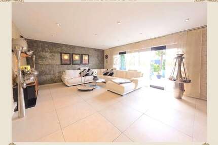 Haus zum Kaufen in Düren 470.000,00 € 135 m²