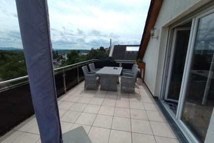 Helle 3-Zimmer-Dachgeschosswohnung - Bodenheizung - BJ 2007 - Esslingen am Neckar Hegensberg