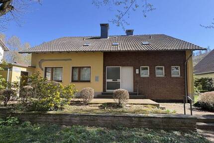 Viel Raum für Kreativität - 185.000,00&nbsp;EUR Kaufpreis, ca.&nbsp; 1,00&nbsp;m&sup2;&nbsp;Wohnfl&auml;che in Lügde (PLZ: 32676)