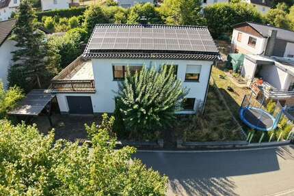 Haus zum Kaufen in Jünkerath 198.000,00 € 135 m²