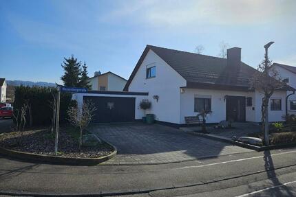 EFH Wunderschönes Einfamilienhaus mit traumhaftem Garten (privat) - Rielasingen-Worblingen