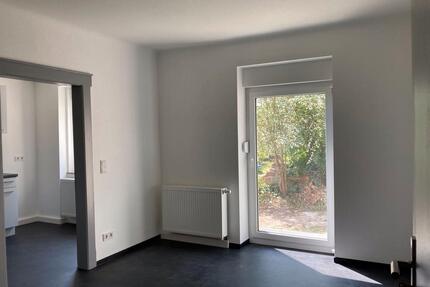 Erstbezug: 3 ZKB Gartenwohnung, Garage, in Sulzbach, ab 1.Juli - Saarbrücken