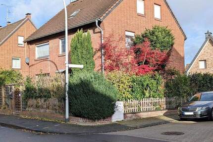 Gepflegtes 1-2-Familienhaus mit Palmengarten und Garage sucht nette Eigentümer - Grevenbroich Orken