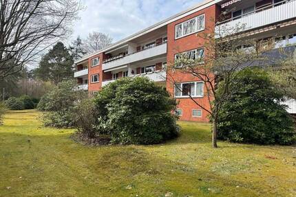 HENSTEDT-RHEN: TOP WOHNUNG MIT BALKON UND CARPORT - Henstedt-Ulzburg