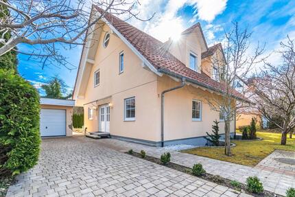 Stilvolles Einfamilienhaus im Herzen von Grünwald