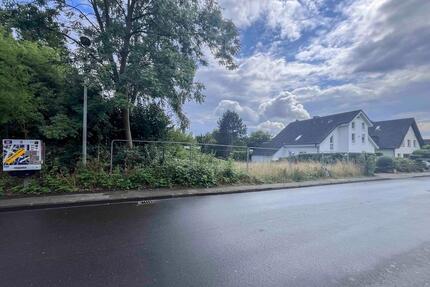 Großzügiges Grundstück in ruhiger Bestlage – Perfekte Grundlage für Ihr individuelles Traumhaus - Leverkusen Bergisch Neukirchen