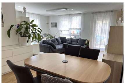 Wohnung zum Kaufen in Freiberg am Neckar 374.000,00 € 82 m²