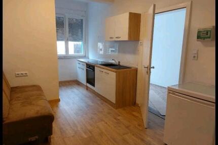 1 Zimmer Wohnung - 460,00&nbsp;EUR Kaltmiete, ca.&nbsp; 25,00&nbsp;m&sup2; in Schweinfurt (PLZ: 97424) Bellevue