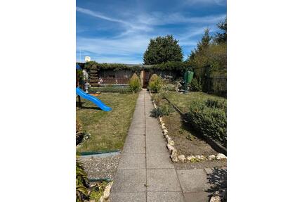 Garten abzugeben - 350,00&nbsp;EUR Kaltmiete, ca.&nbsp; 0,00&nbsp;m&sup2; in Greiz (PLZ: 07973)