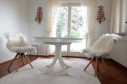 Zimmer in 6er WG in Wiesbaden - 595,00&nbsp;EUR Kaltmiete, ca.&nbsp; 120,00&nbsp;m&sup2; in Wiesbaden (PLZ: 65199) Dotzheim