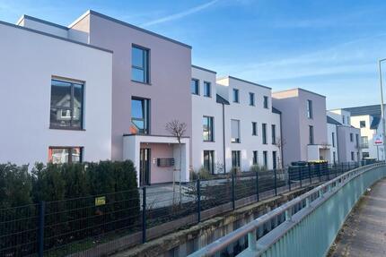 Neuwertige, moderne 2-Zimmer Whg. über den Dächern von Salzkotten