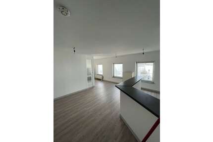 Wohnung zum Mieten in Magdeburg 365,00 € 45.6 m²