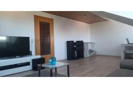 3-Zimmer-Dachgeschoss-Wohnung - 630,00&nbsp;EUR Kaltmiete, ca.&nbsp; 70,00&nbsp;m&sup2; in Mommenheim (PLZ: 55278)