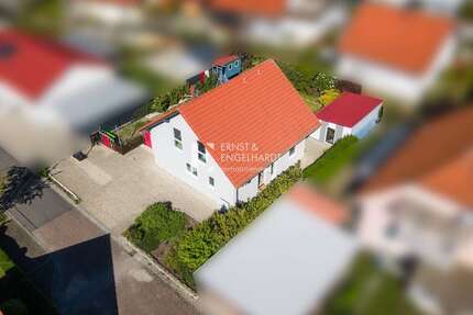 Haus zum Kaufen in Kleinlangheim 439.000,00 € 130 m²