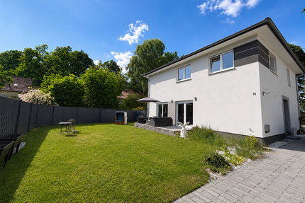 Haus zum Kaufen in Wolfsburg 725.000,00 € 231 m²