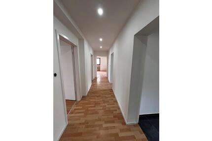 3 Zimmer Wohnung in Erlensee - 1.200,00&nbsp;EUR Kaltmiete, ca.&nbsp; 99,00&nbsp;m&sup2; in Erlensee (PLZ: 63526)