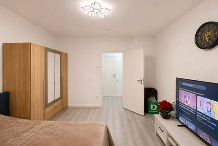 Wohnung zum Kaufen in Düsseldorf 185.000,00 € 51.48 m²