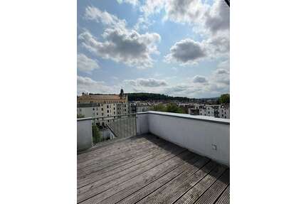 Wohnung zum Mieten in Gera 656,00 € 93.78 m²