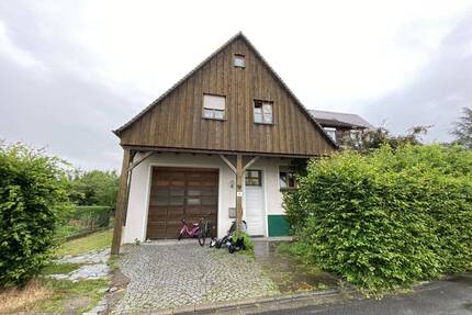 Großes Haus mit toller Garage in gefragter Lage, sofort verfügbar! - Dachsbach