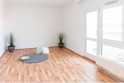Tolle 2-Raum-Wohnung mit Balkon zum Entspannen - Chemnitz Zentrum