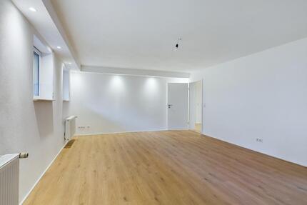 Sanierte 3-Zimmer Whg. (85 m2) mit EBK Garten in KL-Hohenecken - Kaiserslautern Einsiedlerhof