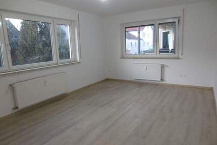 Neu renoviert und sofort bezugsbereit: Helle 3 Zimmer-Wohnung mit Balkon - Salach