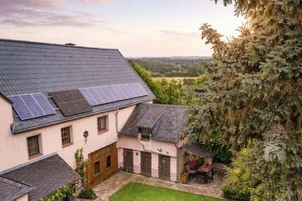 Haus zum Kaufen in Macken 315.000,00 € 197 m²