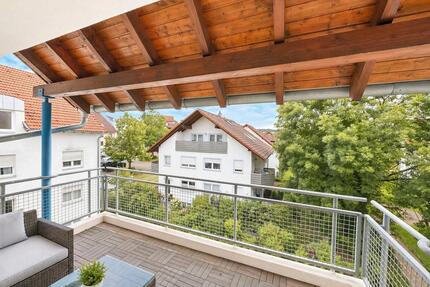 Helle 3-Zimmer-Wohnung mit großem Balkon + 2 TG-Stellplätze - Aalen Dewangen