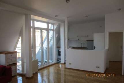 Wohnung zum Mieten in Berlin 1.940,00 € 104.4 m²