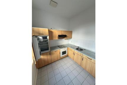 Großzügige 2-Zimmer mit Balkon, EBK, Laminat und Wanne in sehr guter Lage! - Chemnitz Kapellenberg