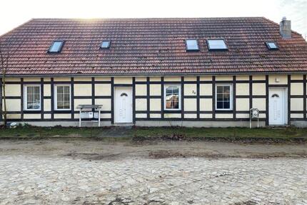 Kleines Mehrfamilienhaus - 80.000,00&nbsp;EUR Kaufpreis, ca.&nbsp; 220,00&nbsp;m&sup2; in Milower Land (PLZ: 14715)