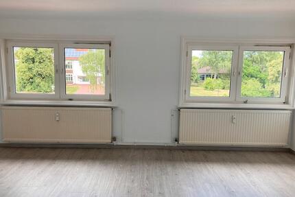 Ruhe, Licht und Lebensqualität – Ihre 3-Zimmerwohnung im Dachgeschoss (Musterbilder) - Salzgitter