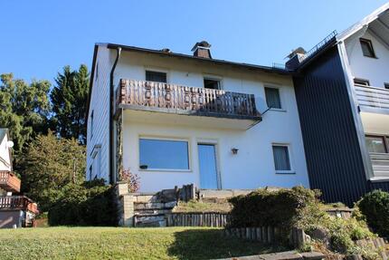 Doppelhaushälfte mit viel Platz & großem Garten - Fichtelberg
