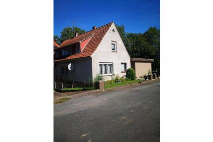 Renovierungsbedürftiges Haus mit großem Potenzial in Rohden - Hessisch Oldendorf