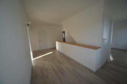 4 Raum Wohnung in Bad Klosterlausnitz zu vermieten ab 01.07.26 - Hermsdorf