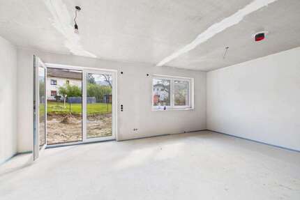 Haus zum Mieten in Rohrdorf 2.350,00 € 142 m²