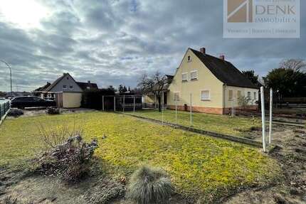 Haus zum Kaufen in Kitzingen Siedlung 220.000,00 € 96 m² - Kitzingen / Siedlung