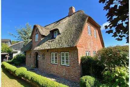 Haus zum Kaufen in Husum 465.000,00 € 83.62 m²