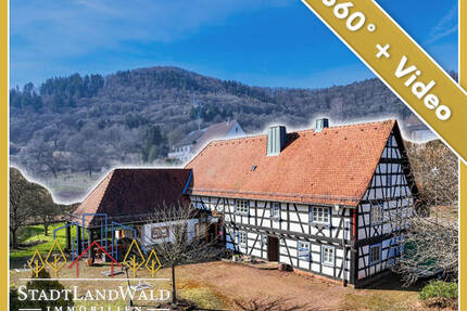 Fachwerk, Flair & Freiraum - Historisches Gasthaus im Herzen des Dahner Felsenlands - Nothweiler