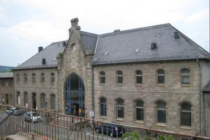 Zwei Monate Mietfrei Apartment, zentral und direkt im Bahnhof Suhl gelegen! Für Selbstrenovierer