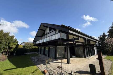 Haus zum Kaufen in Ettlingen 1.500.000,00 € 323 m²