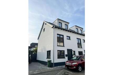 Haus zum Kaufen in Mainz 720.000,00 € 109.27 m²