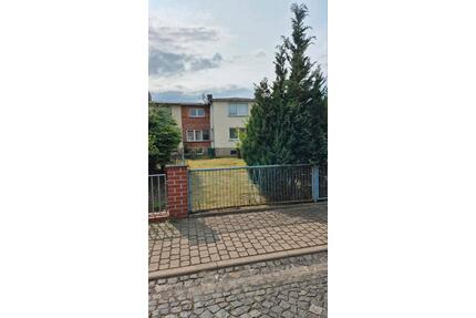 Doppelhaushälfte - 70.000,00&nbsp;EUR Kaufpreis, ca.&nbsp; 95,00&nbsp;m&sup2; in Egeln (PLZ: 39435)