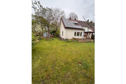 Reihenendhaus – Erstbezug nach Sanierung mit PV-Anlage & Wärmepum - Peine Peine Kernstadt