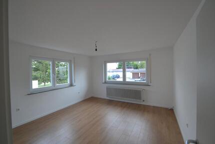 4 12 -Zi. Wohnung in Uffenheim - 733,00&nbsp;EUR Kaltmiete, ca.&nbsp; 93,00&nbsp;m&sup2; in Uffenheim (PLZ: 97215)